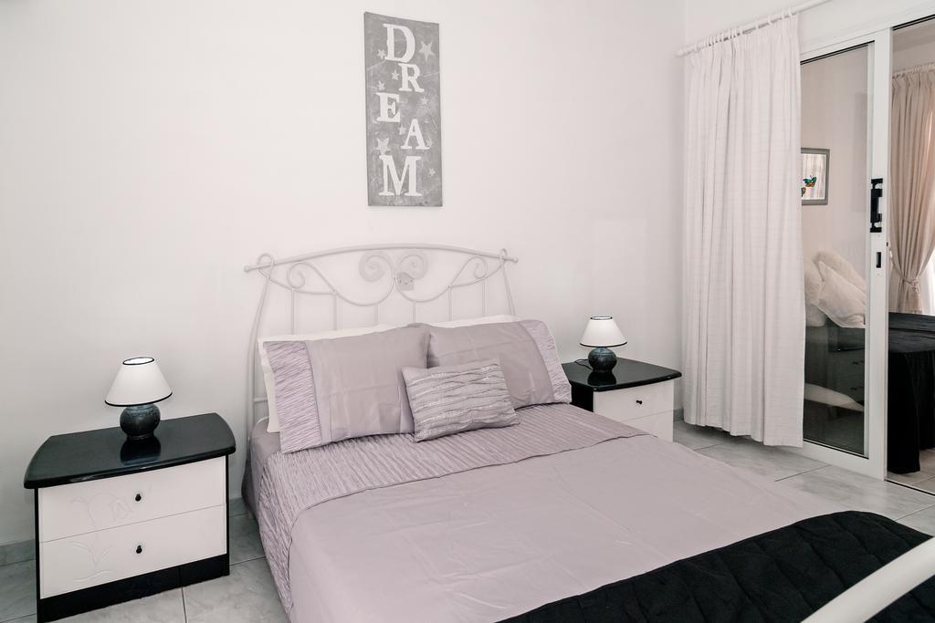 Sue'S Apartment Pafos Dış mekan fotoğraf