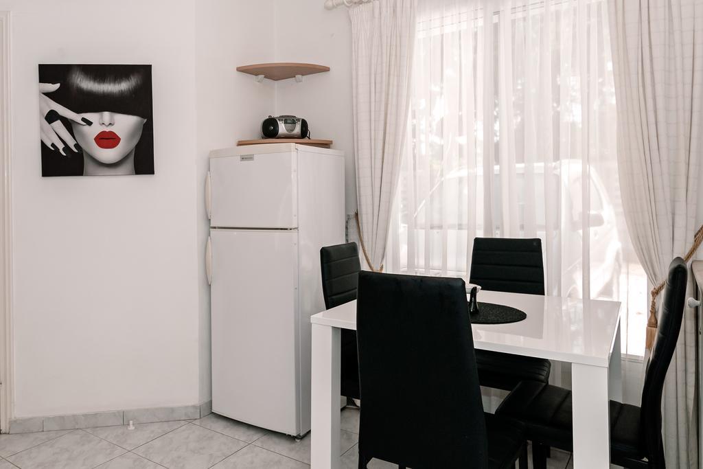 Sue'S Apartment Pafos Dış mekan fotoğraf