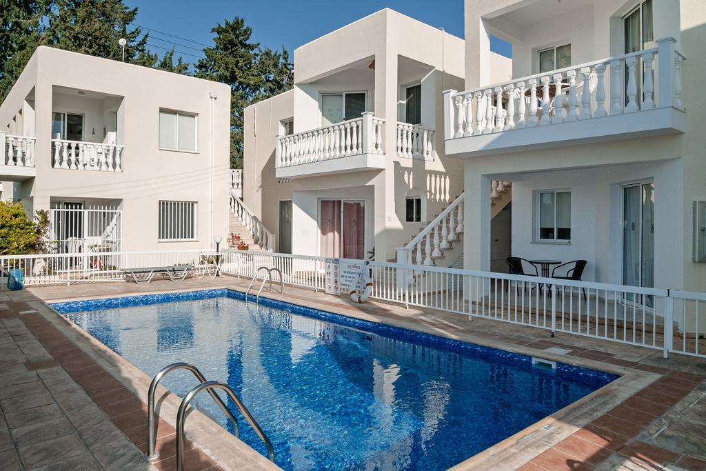 Sue'S Apartment Pafos Dış mekan fotoğraf